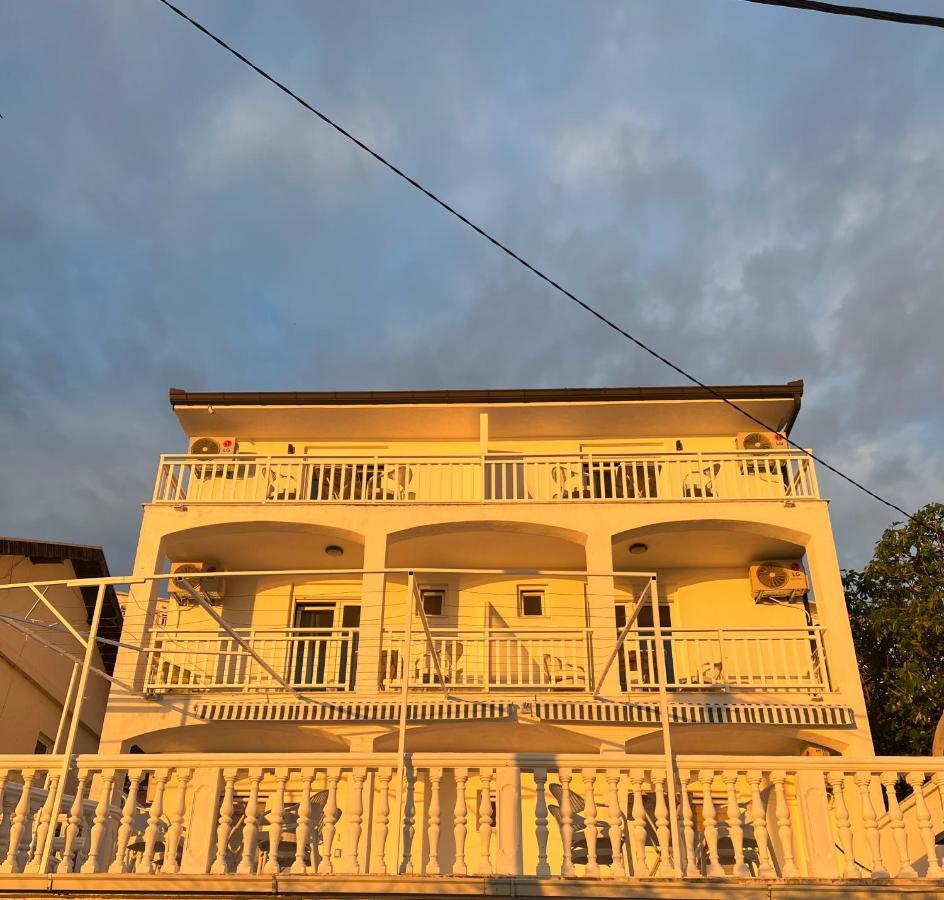 Villa Senka Neum Exterior photo